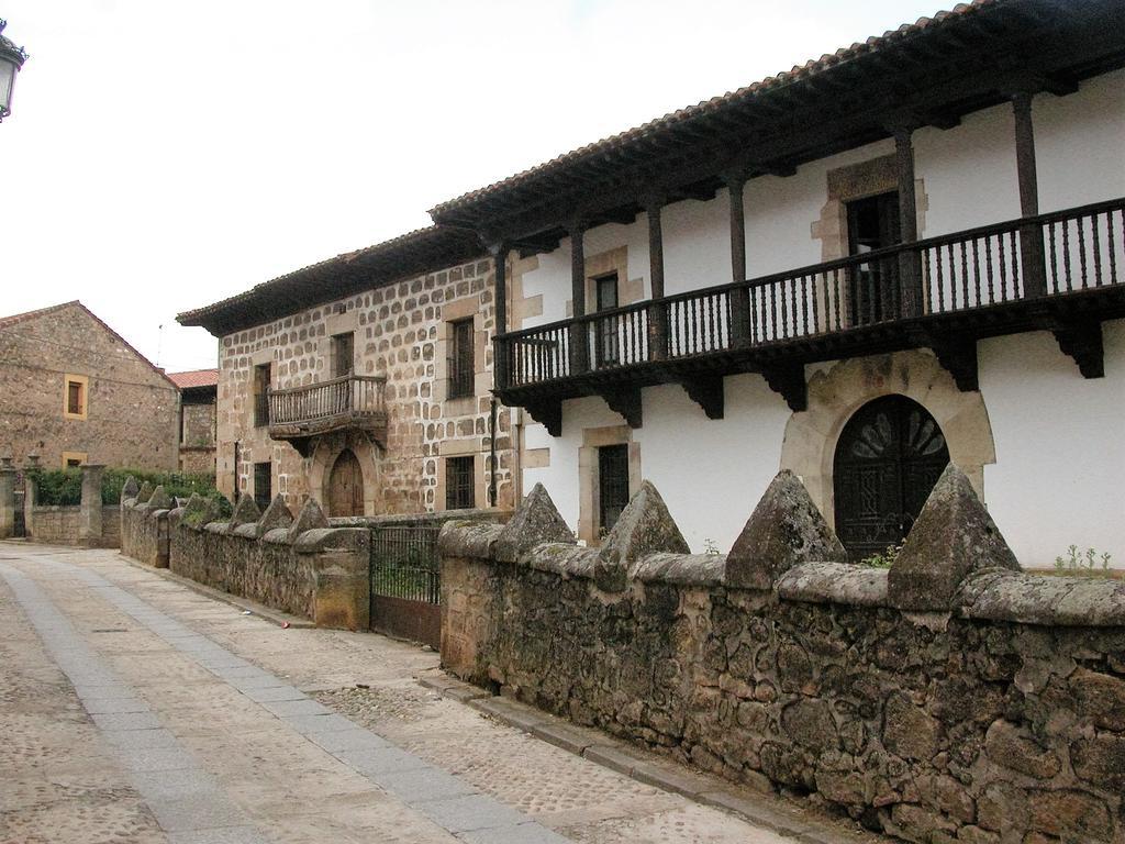 Hostal Visontium Vinuesa Esterno foto