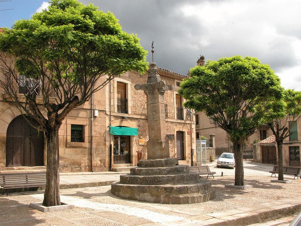 Hostal Visontium Vinuesa Esterno foto