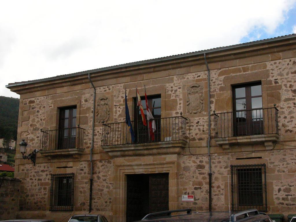 Hostal Visontium Vinuesa Esterno foto