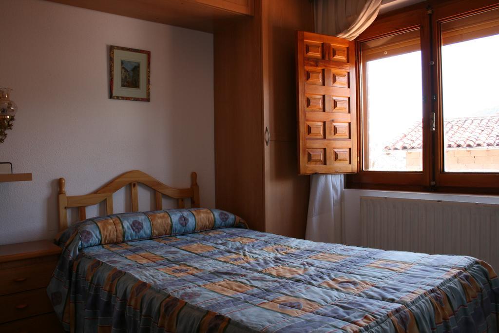 Hostal Visontium Vinuesa Esterno foto